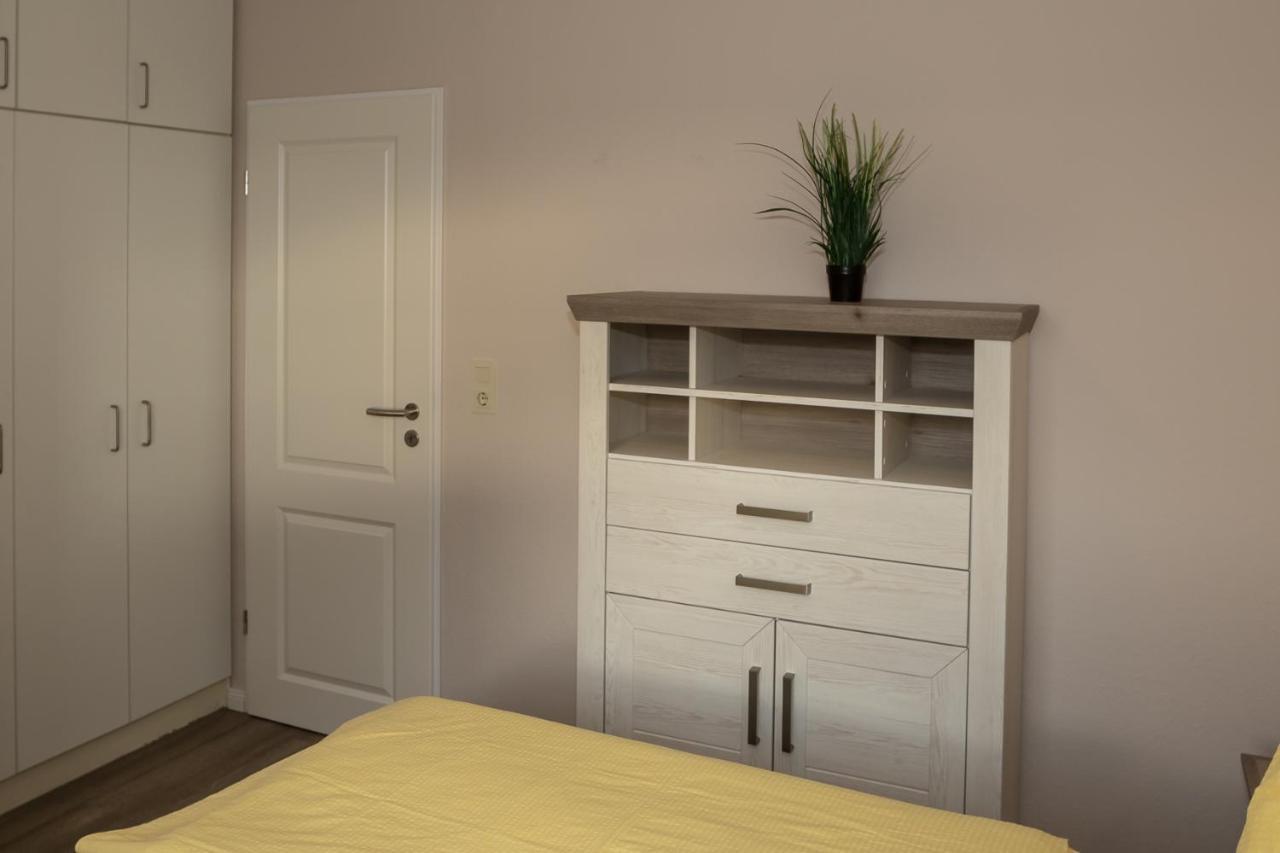 Utesch's Apartment *